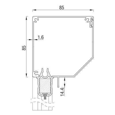 Close-up van schuin cassette voor zonnescherm, moderne en stevige afwerking